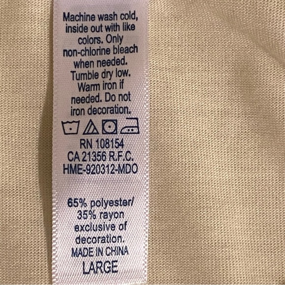 Women’s Mac & Belle Size L Red Birds Pattern Long Sleeves High Low Top - Picture 6 of 9